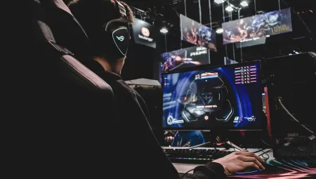 An esports competitor at a computer.